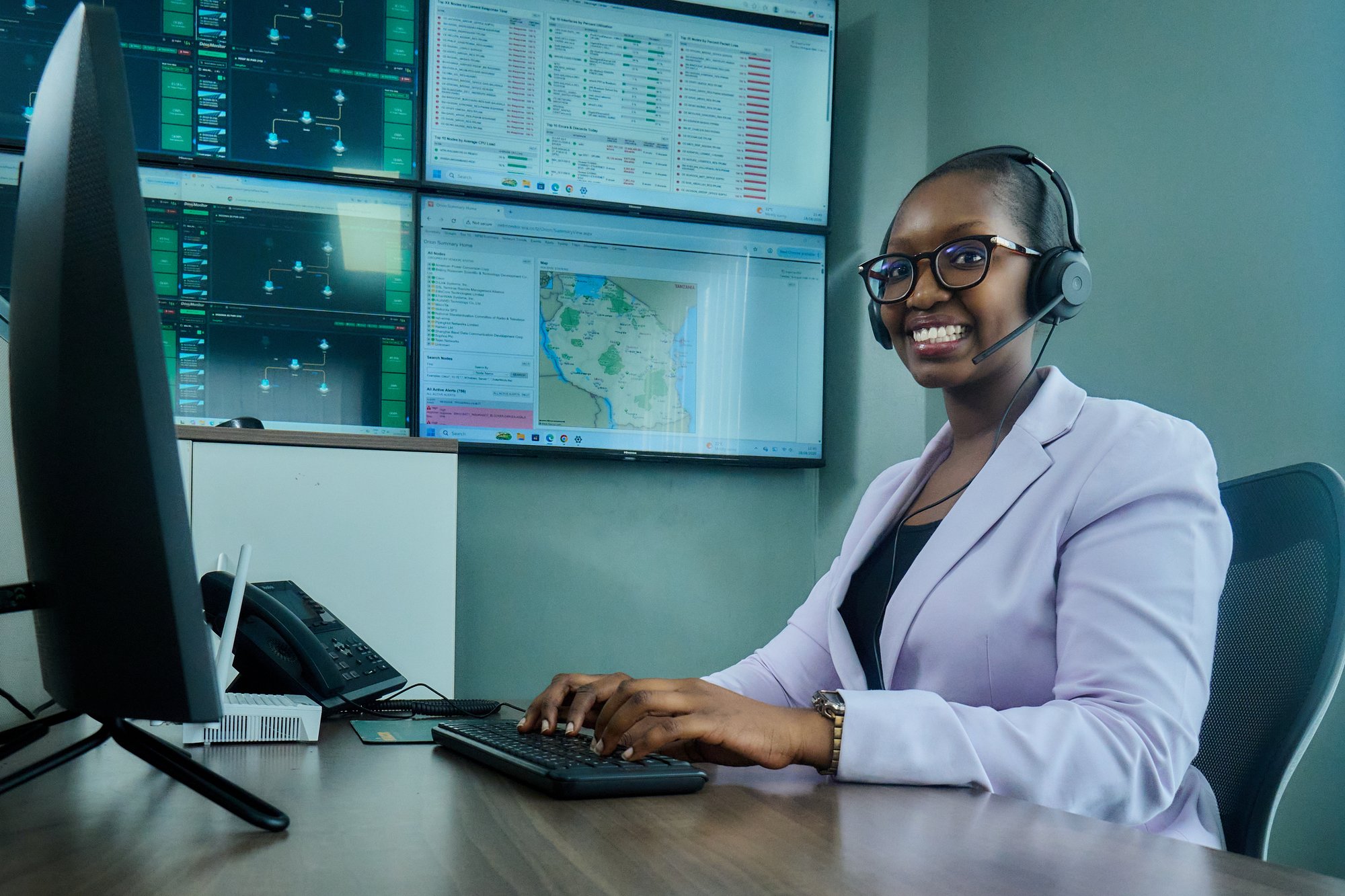 WiA support agent monitoring and responding to Internet incidents